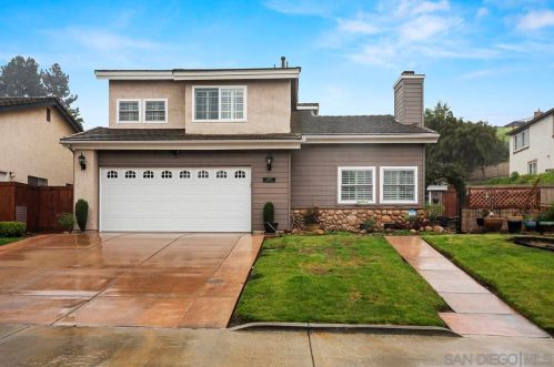 2661 Seattle Dr, El Cajon, CA 92020-1774