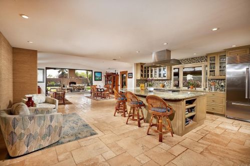 4927 Loma Way, Carlsbad, CA 92008-3806