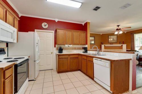 8508 Hawks Nest Dr, Fort Worth TX  76131-5330 exterior