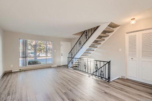 1223 Monaco Pkwy, Denver, CO 80220-2840
