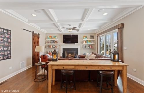 26 Golf Ave, Willowbrook IL  exterior