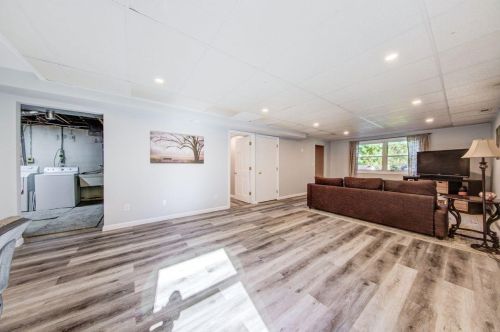 1309 Balsam Trl, Saint Paul MN  55123-1753 exterior