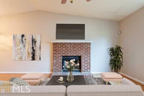 1277 To Lani Way, Stone Mountain, GA 30083-5372