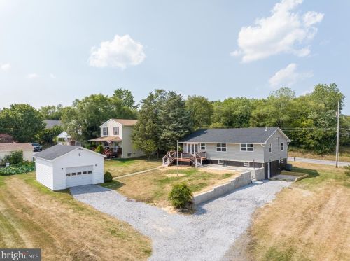 201 Pointfield Dr, Harpers Ferry WV 25425-5173 exterior