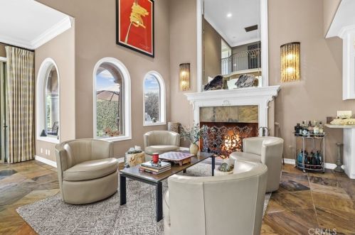 12181 Ballantine Dr, Los Alamitos, CA 90720-4605