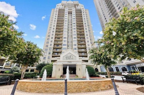 795 Hammond Dr, Atlanta GA  30328-5517 exterior