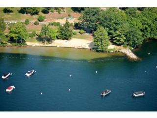 6 Hummingbird Ln, Laconia, NH 03246-4077