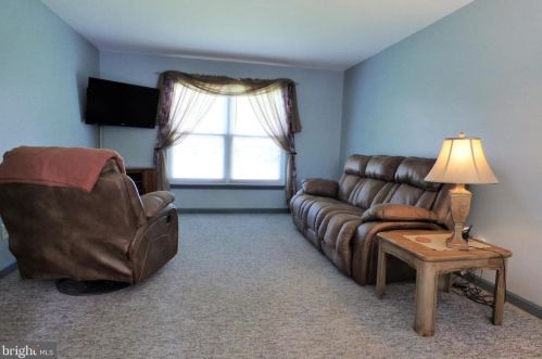 6400 Summer Breeze Ct, Fredericksburg, VA 22407-8436