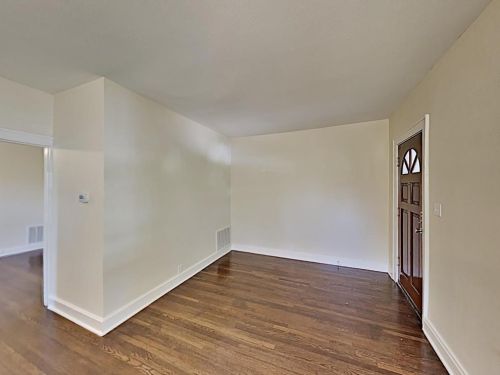 2201 Kenley St, Fort Worth TX  76107-4136 exterior