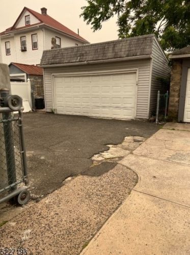 352 20th St, Paterson NJ  07513 exterior