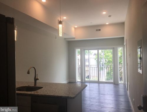 2523 Front St, Philadelphia PA  19133-4004 exterior