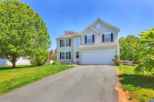 19525 Gates Dr, Gordonsville, VA 22942-7580