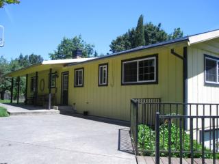 30503 Paradise Park Rd, Ridgefield, WA 98642-9718