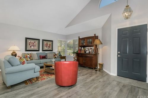 20497 Bloomfield Rd, Riverside CA  92508-2963 exterior