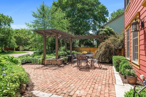 12055 Gantry Ct, Saint Paul MN  55124-6200 exterior