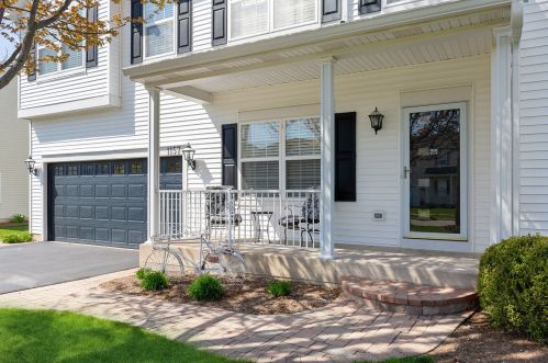 1157 Autumn Dr, Bull Valley, IL 60014-1612