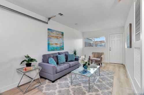 265 Fortunada St, Oceanside, CA 92057-5233