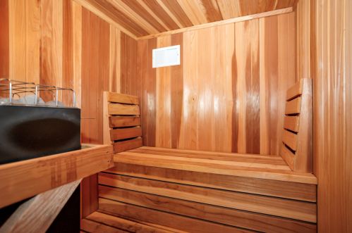 841 Tamarac Dr, Carol Stream IL  60188-4427 exterior