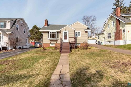 1815 Melrose Ave, Duluth, MN 55803-2525