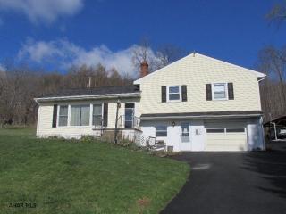 419 Avalon Rd, Altoona, PA 16601-7439