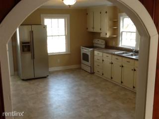 5207 Wake Forest Rd, Durham NC  27703-3706 exterior