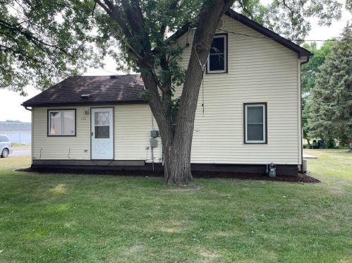 112 4th Ave, Osakis, MN 56360-8278