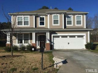 905 Summer Storm Dr, Durham, NC 27704-6227