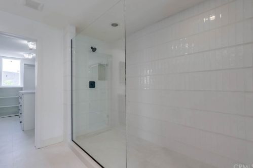 262 Rockefeller, Irvine CA  92612-8113 exterior
