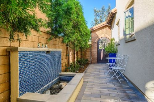 126 Long Fence, Irvine CA  92602-1807 exterior