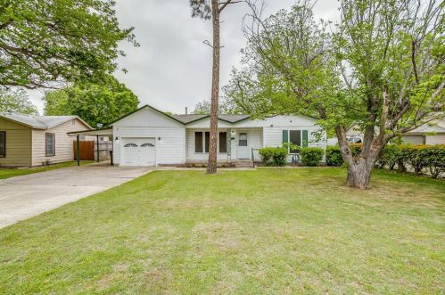 3212 Bonnie Brae Ave, Fort Worth, TX 76111-5306