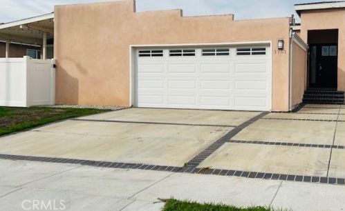 1751 243rd St, Torrance, CA 90501-6708