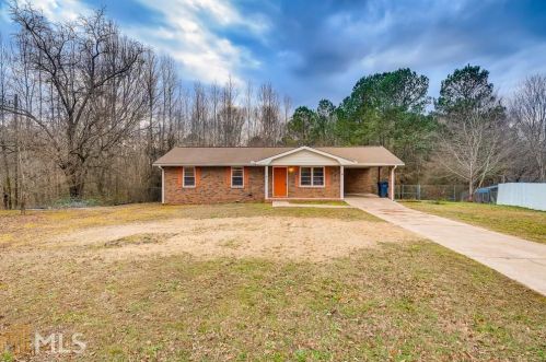80 Hilltop Cir, Auburn, GA 30011-2909