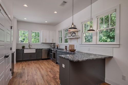 710 Lexington Ave, Atlanta GA  30310-3537 exterior