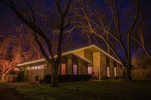 8901 Monticello Dr, Granbury TX  76049-4767 exterior