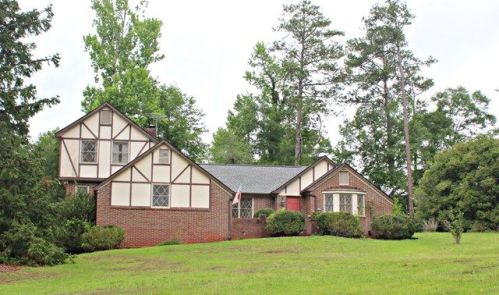 540 Pine Cir, Forsyth, GA 31029-3117