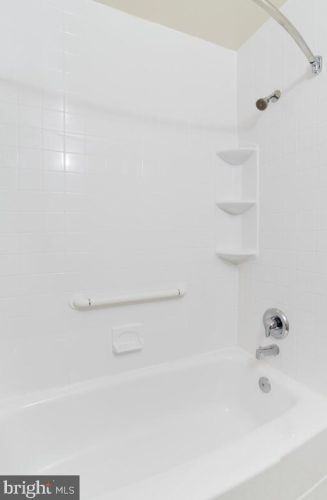 1002 Cliftonbrook Ln, Silver Spring MD 20905-3709 exterior