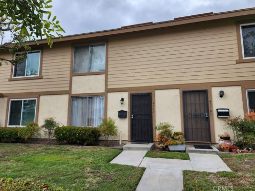 471 Alton Ave, Santa Ana, CA 92707-4064