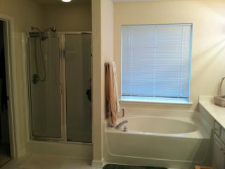 100 Powder Ridge Ct, Cary NC  27560-5713 exterior