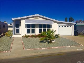 881 Elk St, Hemet, CA 92543-6904