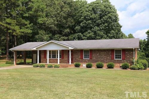 2725 Stewart Farm Rd, Northside, NC 27537-8044