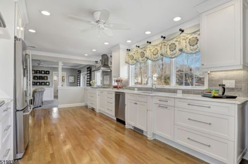 10 Sandy Ln, Dover NJ  07869-4732 exterior