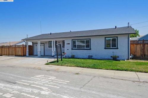 31772 Carroll Ave, Hayward, CA 94544-8104