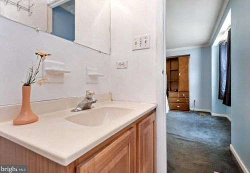 201 Newport Dr, Severna Park MD exterior