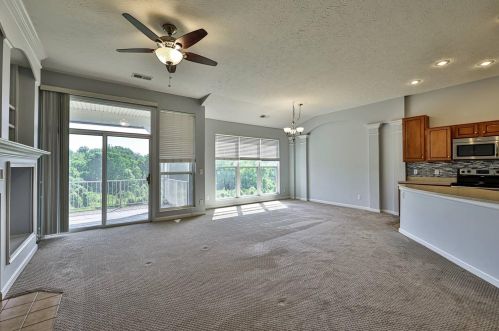 9294 Bridgecreek Dr, Cincinnati, OH 45231-3854