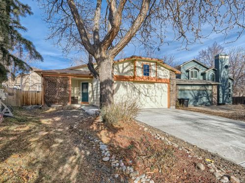 4907 63rd Ave, Arvada CO  80003-6613 exterior