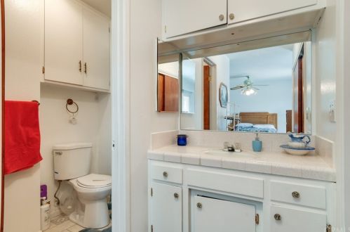 6950 Peralta Pl, Riverside CA  92509-6311 exterior