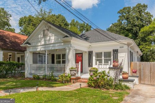 1339 Elizabeth Ln, Atlanta GA  30344-1724 exterior