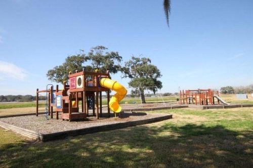 526 Angus Trl, Angleton TX 77515-9833 exterior