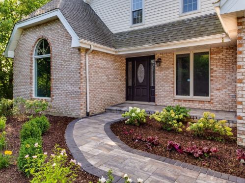 11305 Hummingbird Ln, Mokena, IL 60448-9248