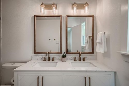 8408 Cayuga Dr, Austin TX 78749-3972 exterior